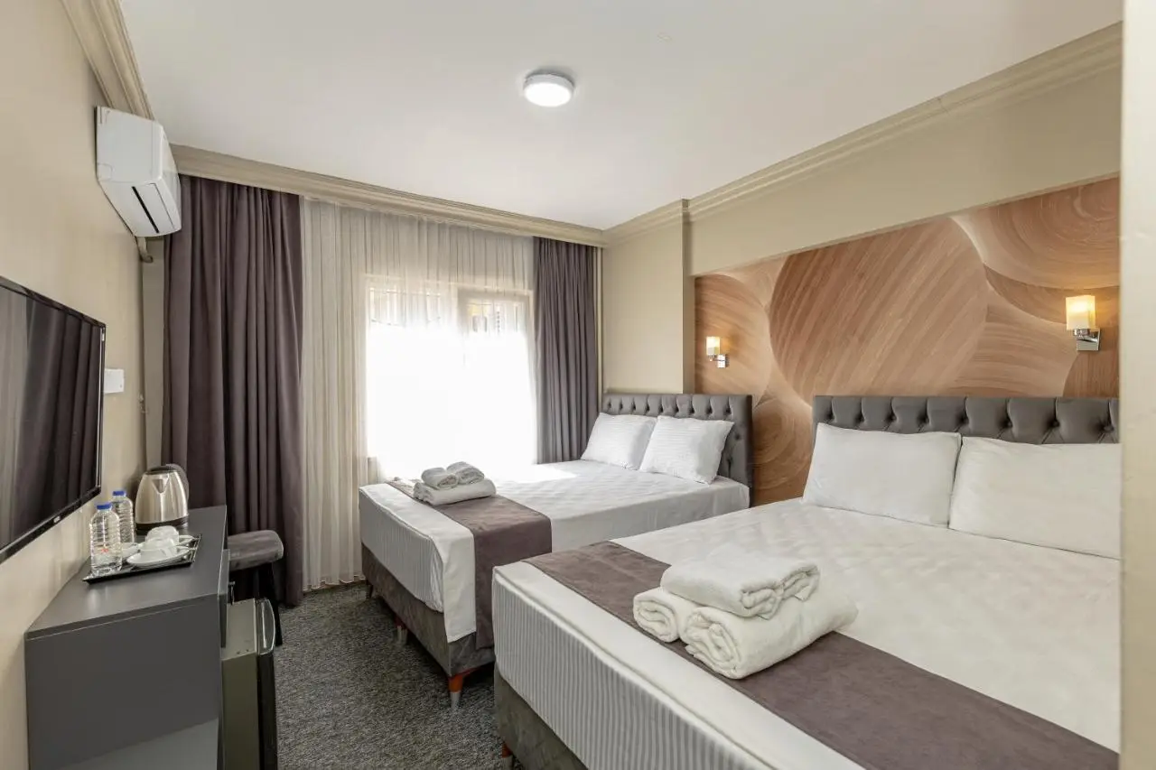 BURSA LOYAL CiTY HOTEL
