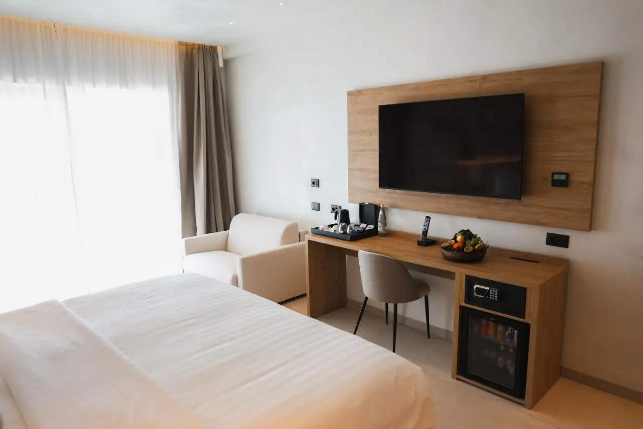Drymades Inn Resort