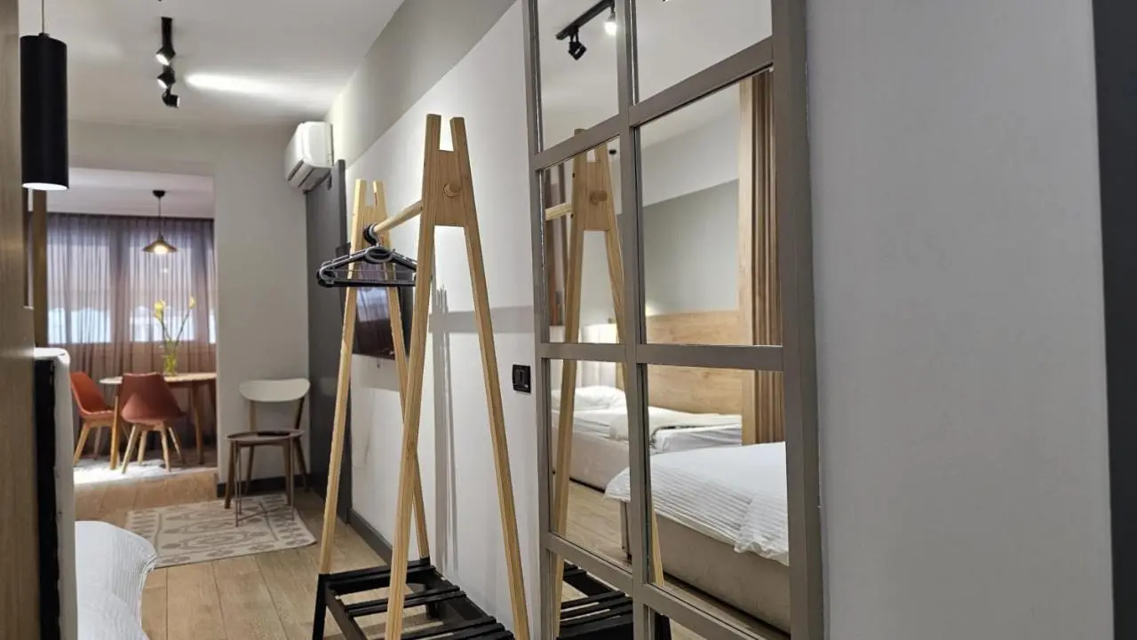 TAM Center Studio Apartment Next To Blloku No1