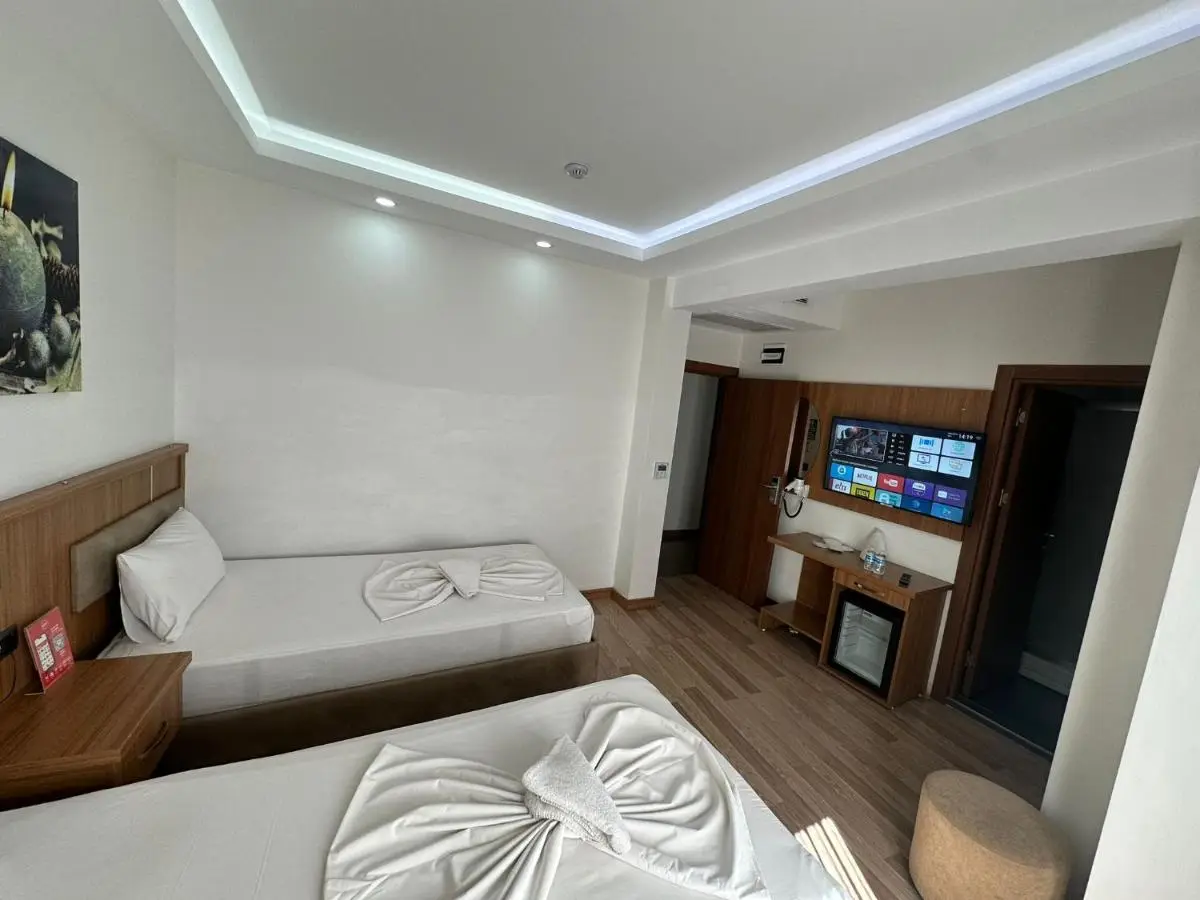 Hotel La SERA