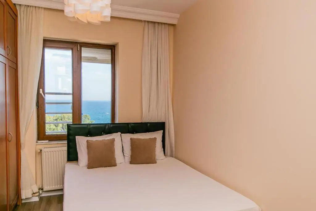 Lara Park Suites