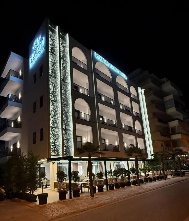 Noam Luxury Hotel