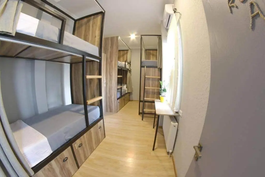 Hostel Nomad