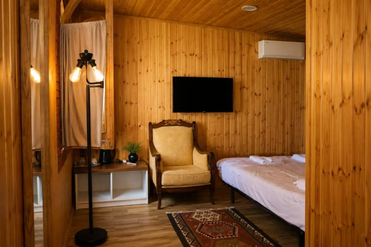 Winery & Brewery - Family Guesthouse "Villa Rbona"