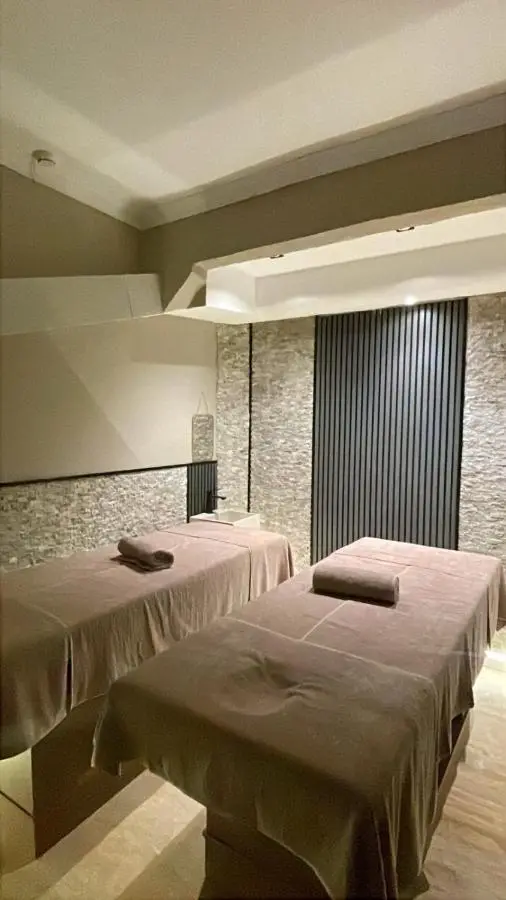 Artefes Hotel Old City& Spa