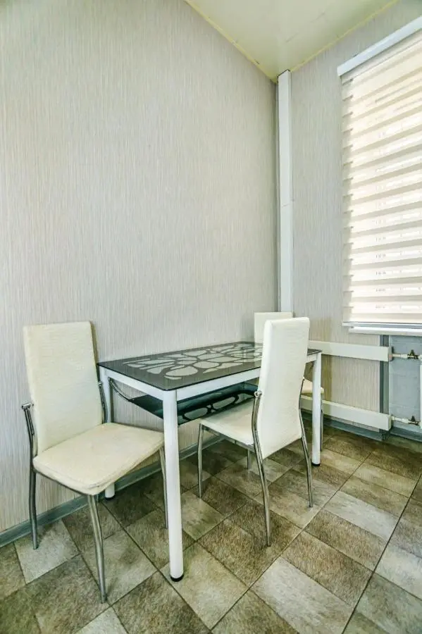 Azneft Square Deluxe Apartment