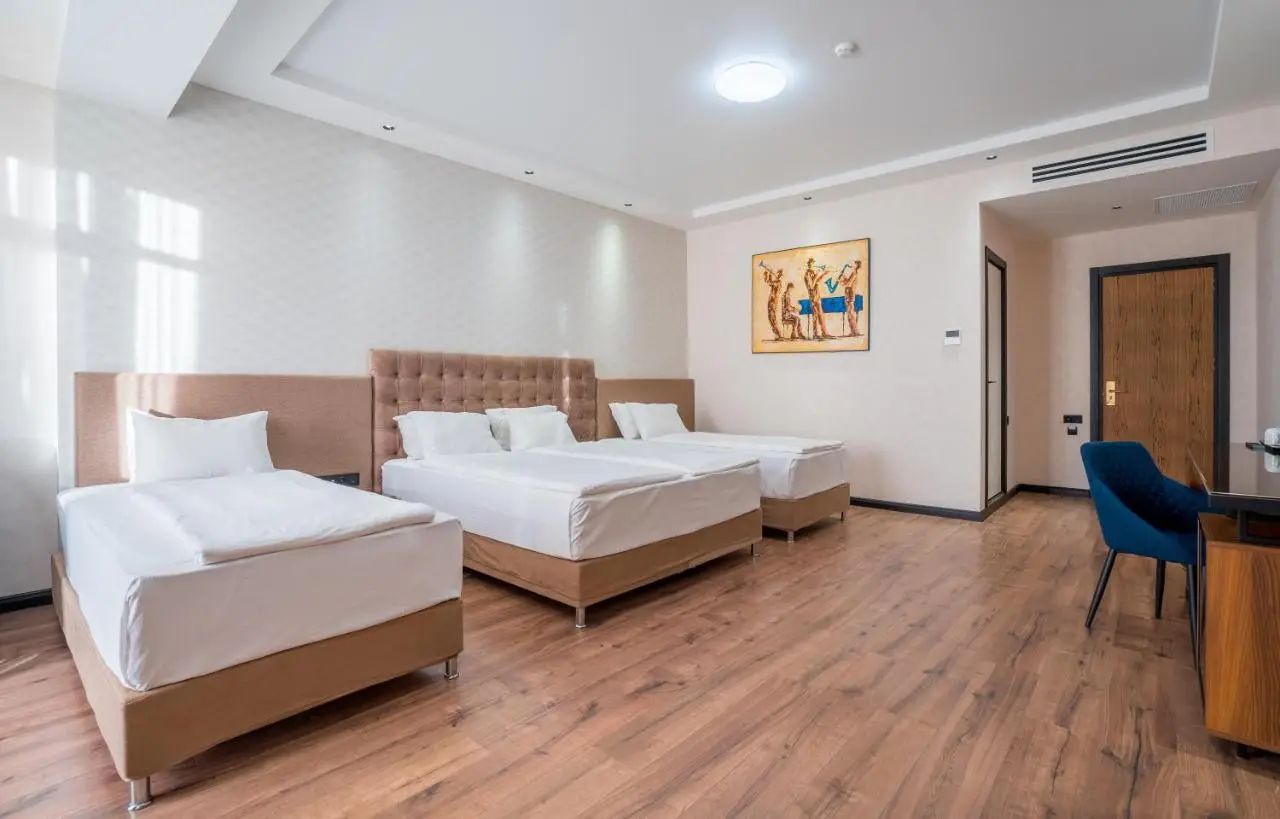 Olympus Hotel By Umbrella