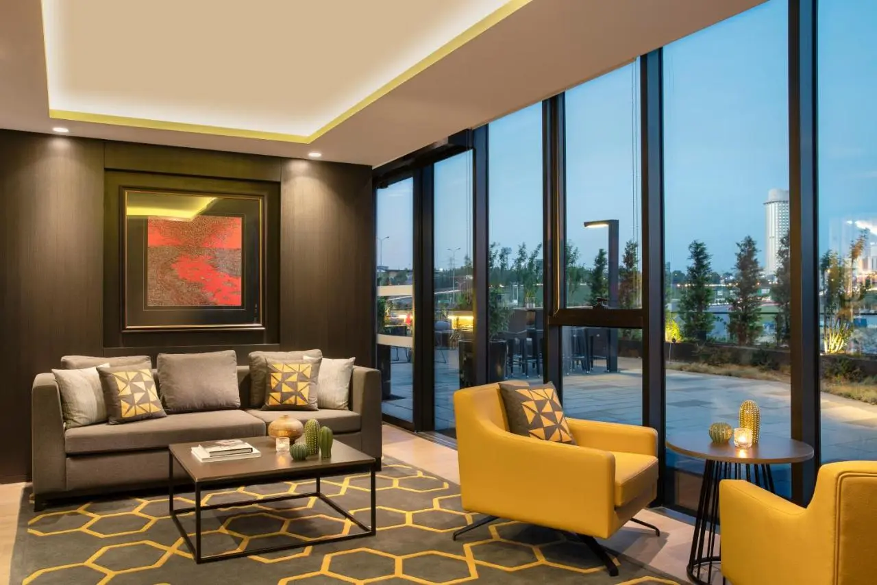 Centro Westside by Rotana