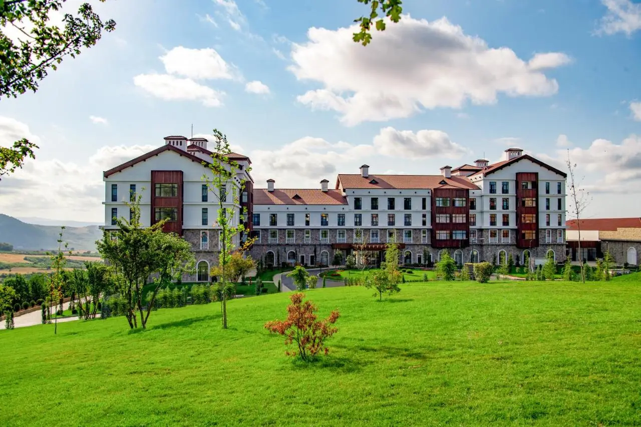 Basqal Resort & SPA