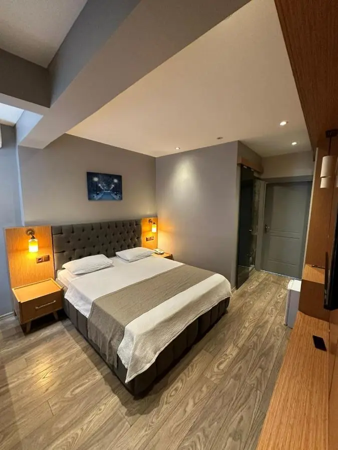 Ada Life Hotel