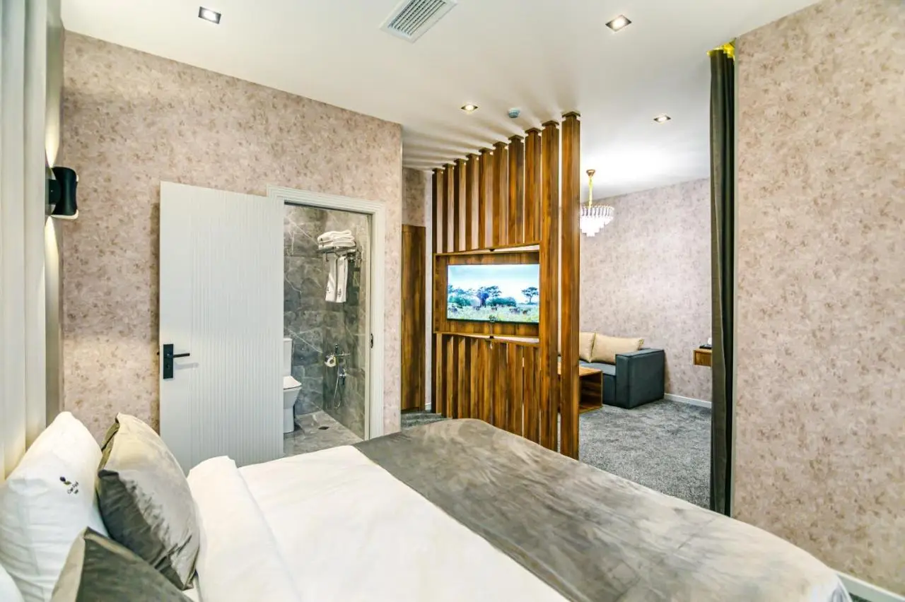 GREEN PARK HOTEl