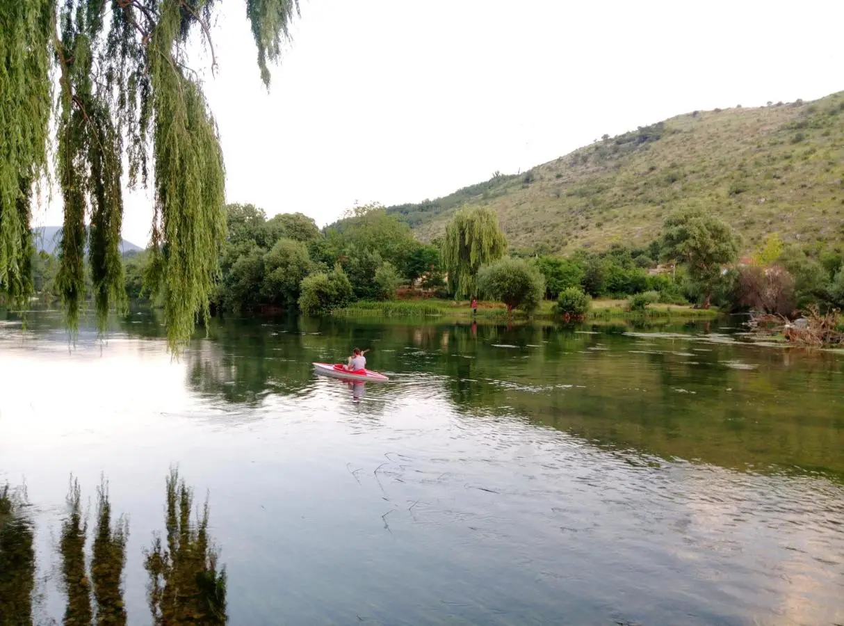 River House Buna