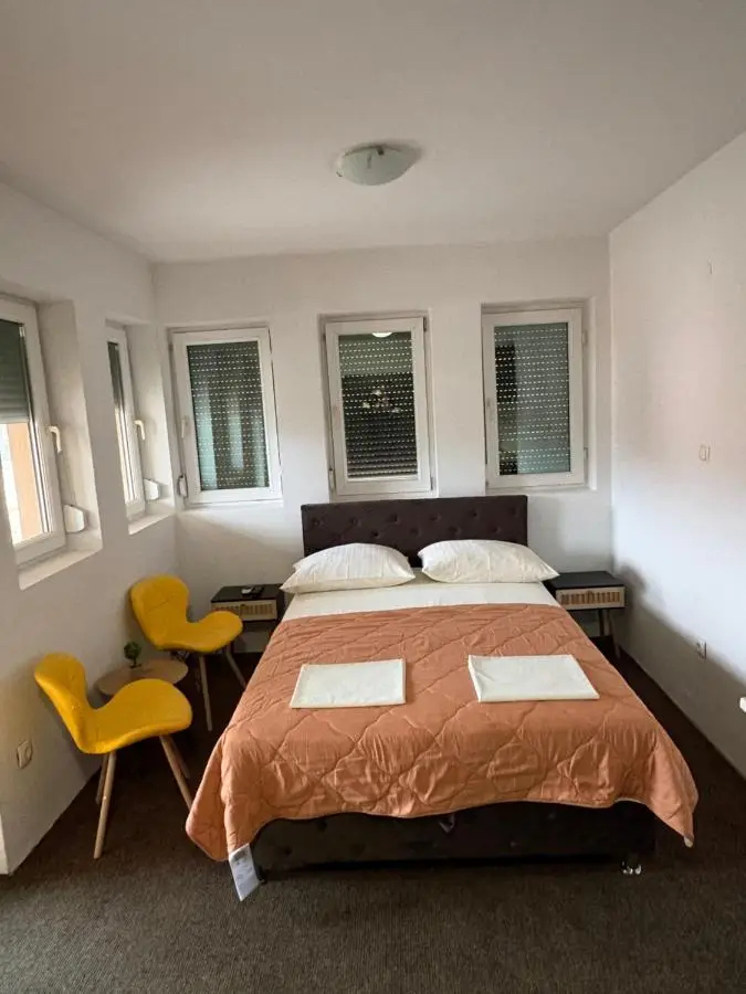 Hotel Avanti