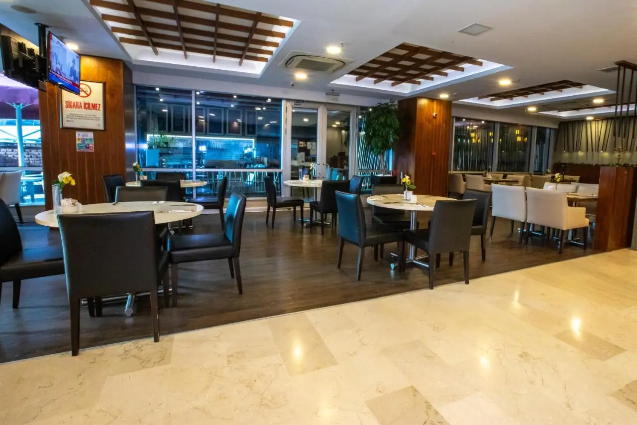 Ramada Encore Istanbul Kartal