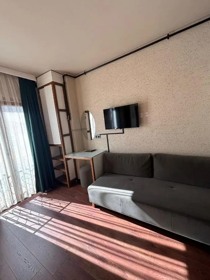 Mezzo Hotel