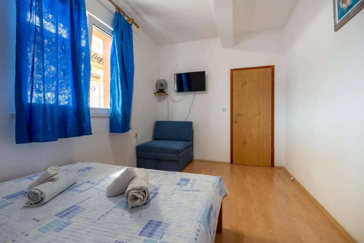 Apartments IN