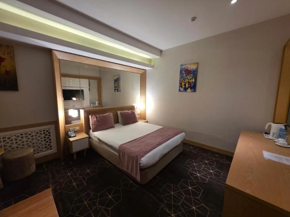 Regal Inn Hotel