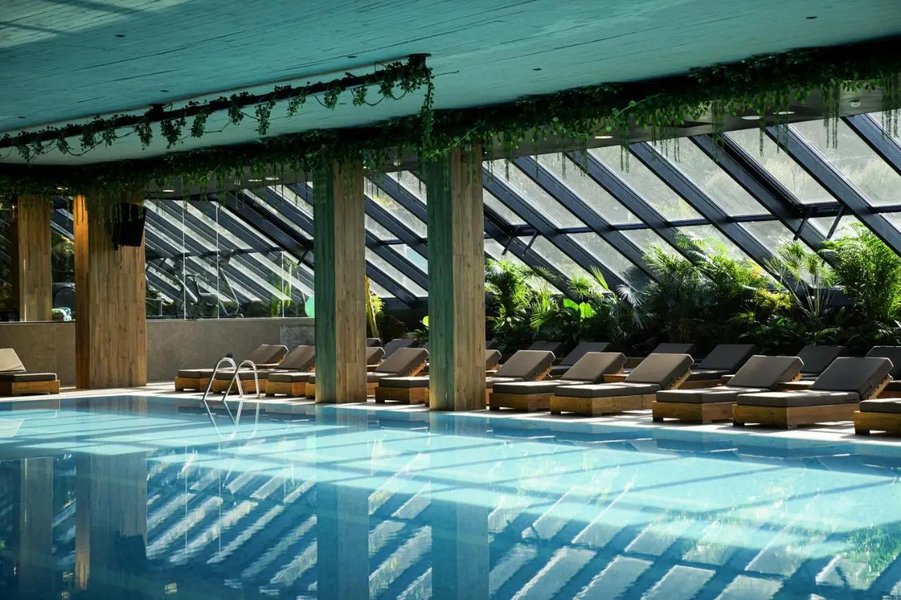 Select Hill Resort
