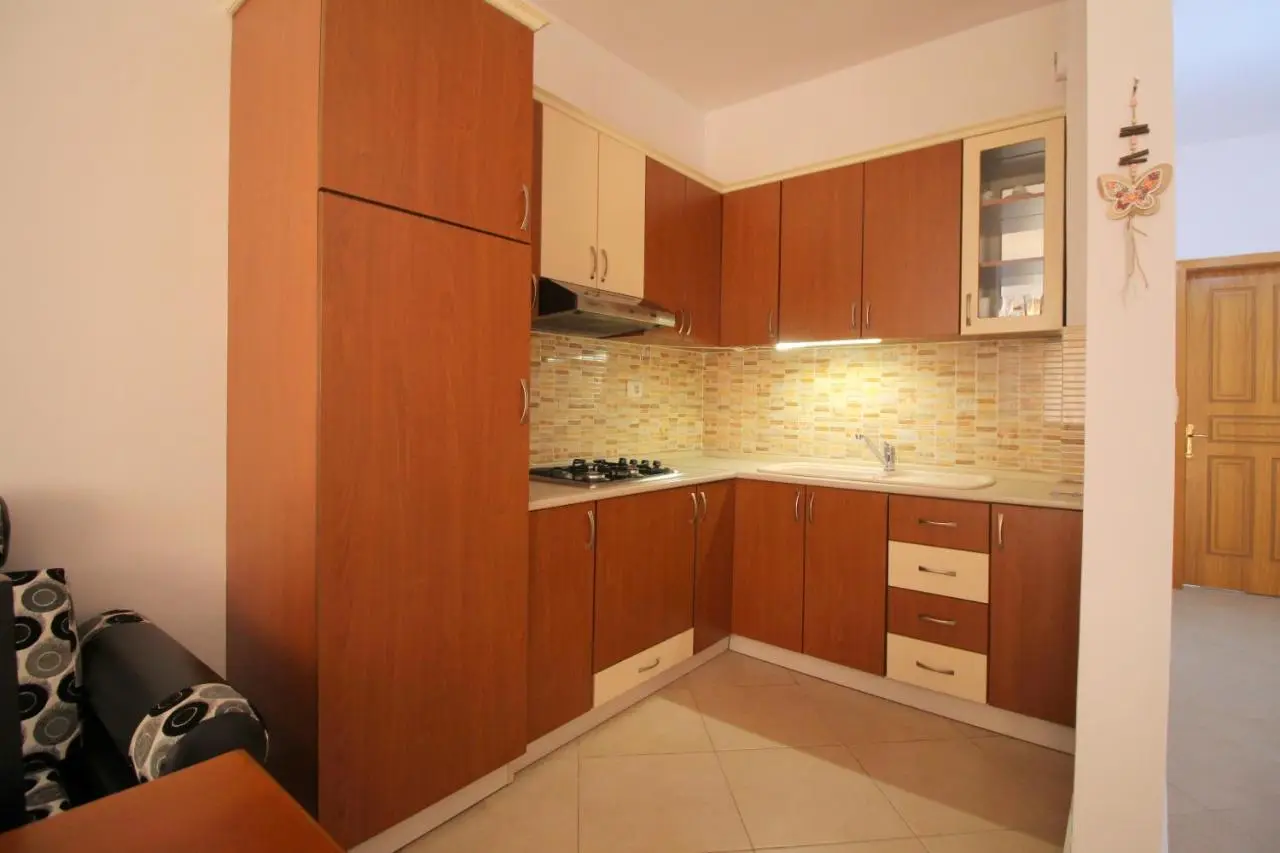 July Seaview Apartments