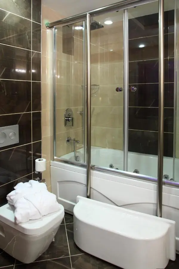 Hotel Senbayrak City