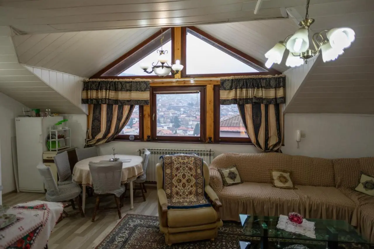 Guest House Fena