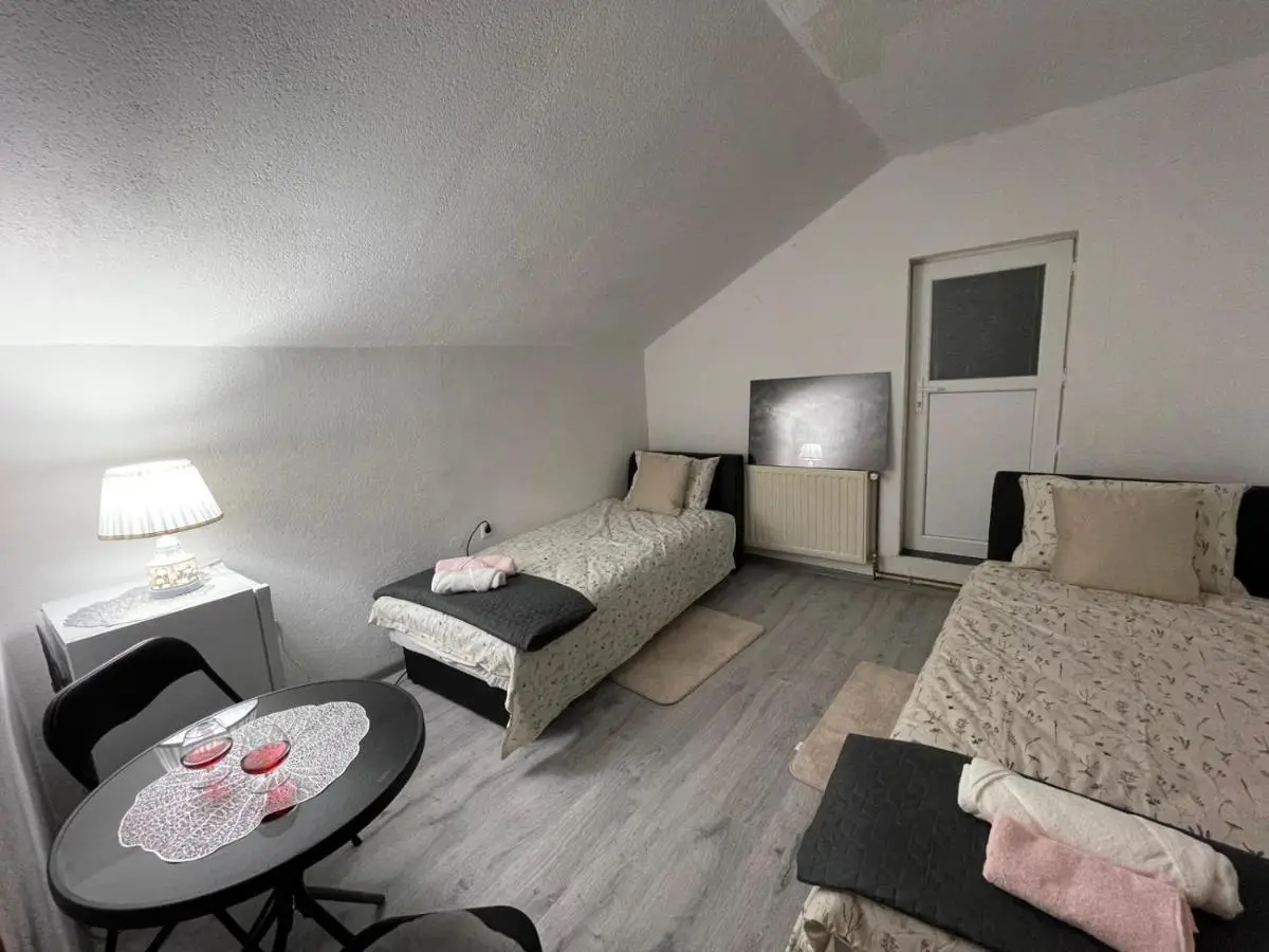 Pougarka Apartments
