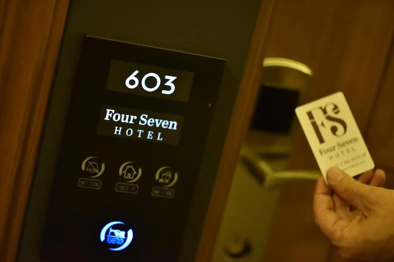 FOUR SEVEN HOTEL