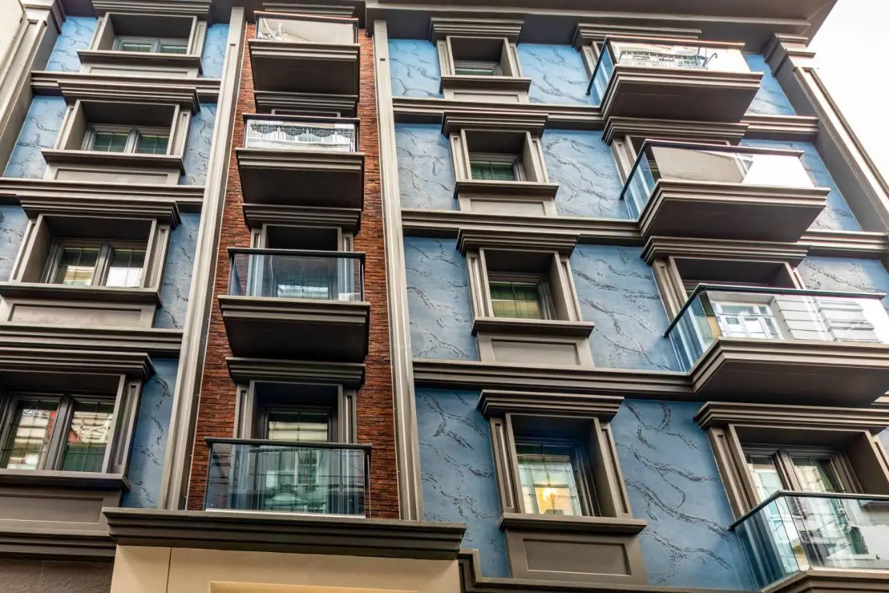 SALA SUITES