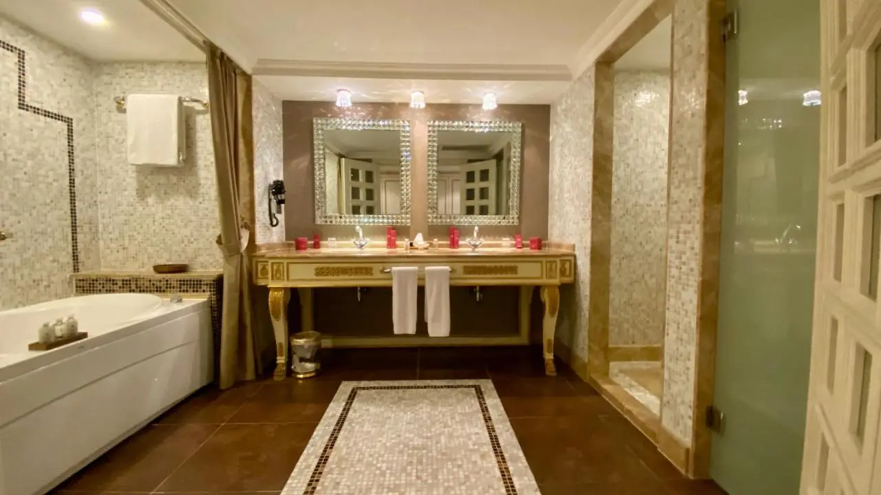 Crowne Plaza Istanbul - Old City by IHG