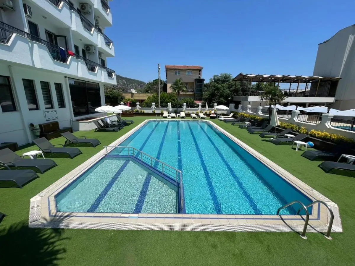 Three Points Hotel