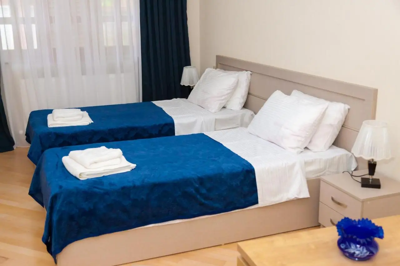 Holiday Rooms