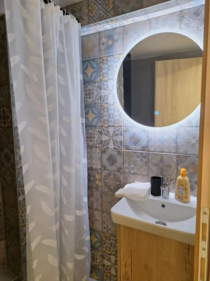 Studio Apartment Green River