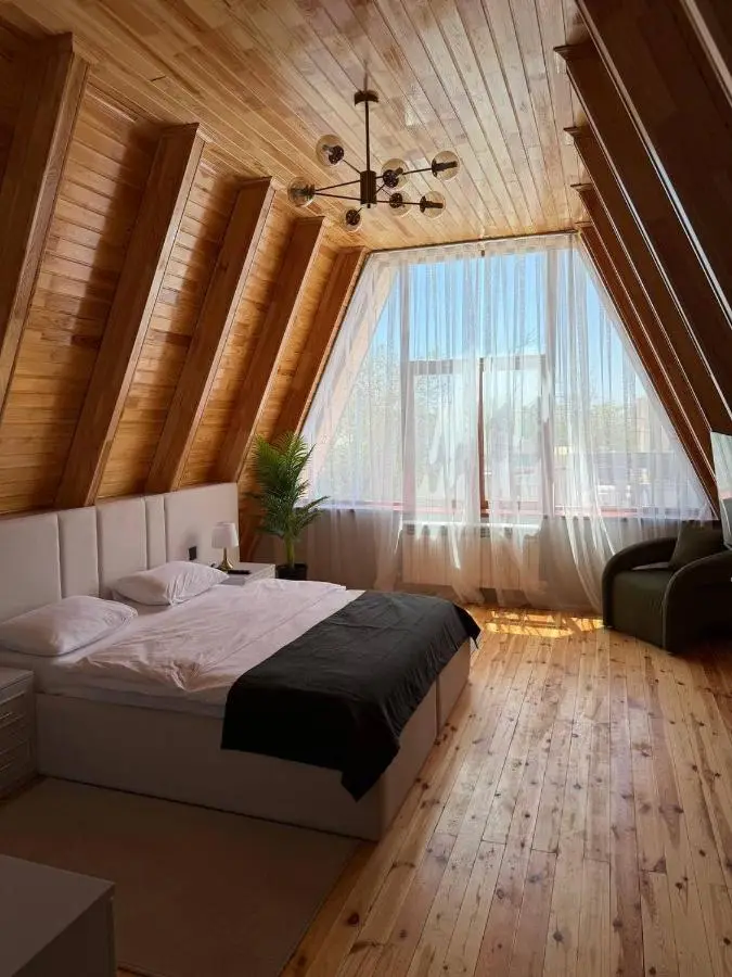 SOLAR Hotel and Restaurant
