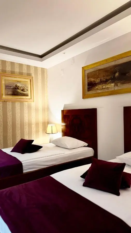 Hotel Exclusive