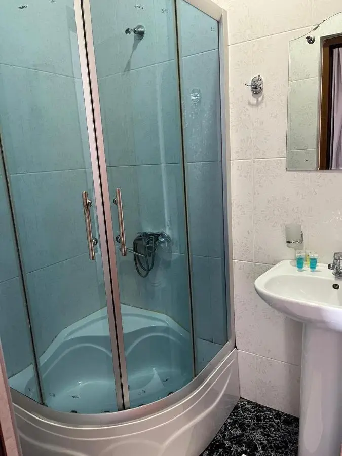 Hotel Eight