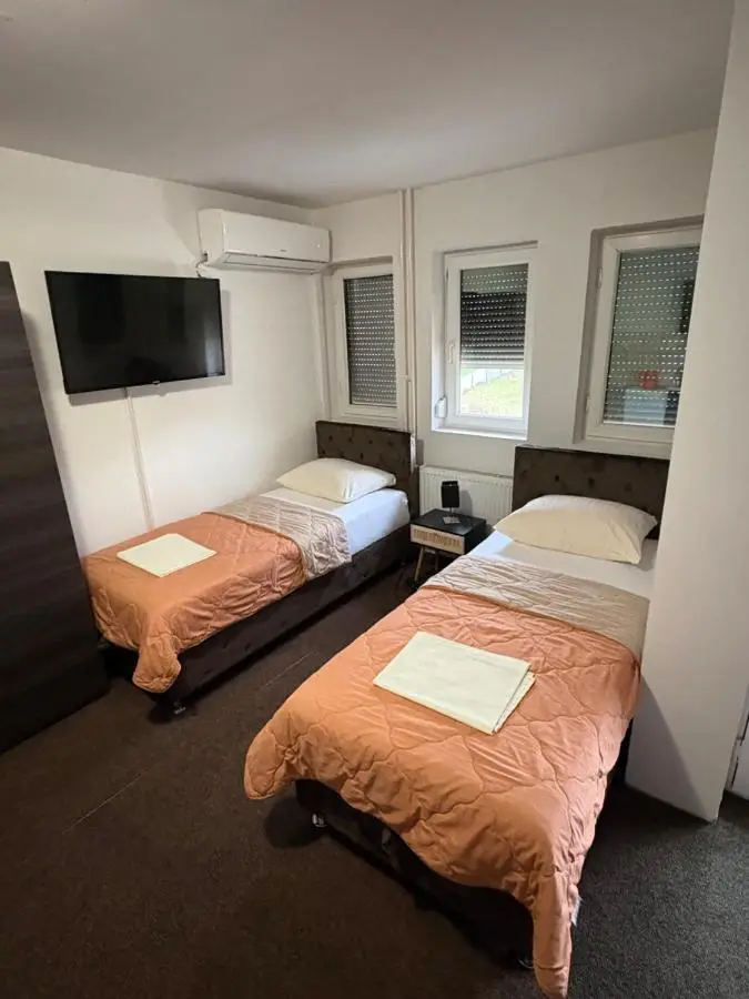 Hotel Avanti