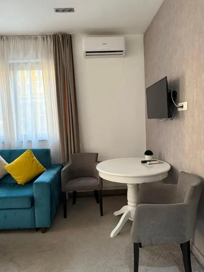 Deluxe Nortel Hotel