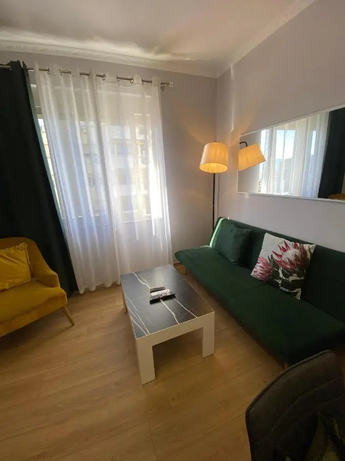 Signature apartment 11