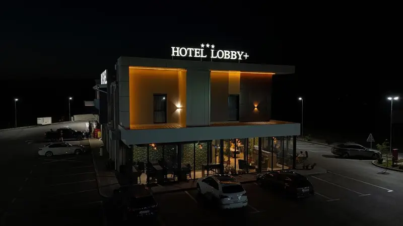 Hotel LOBBY PLUS