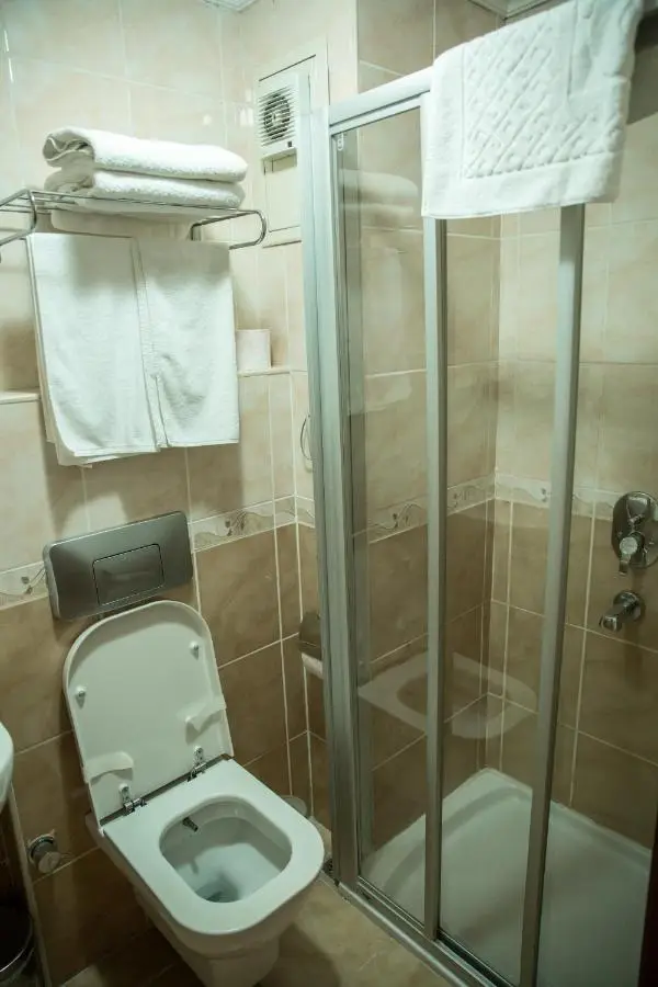 Yuksel Hotel