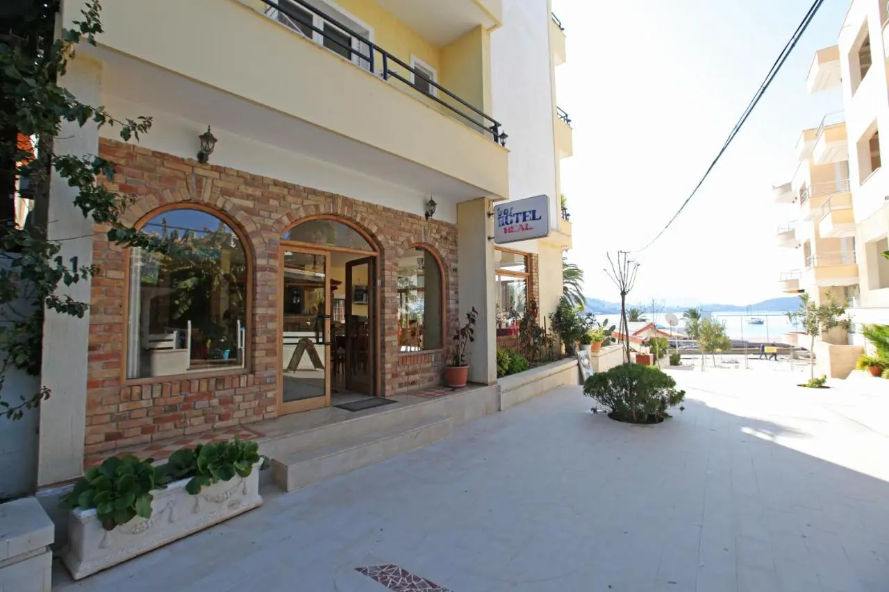 Hotel Real