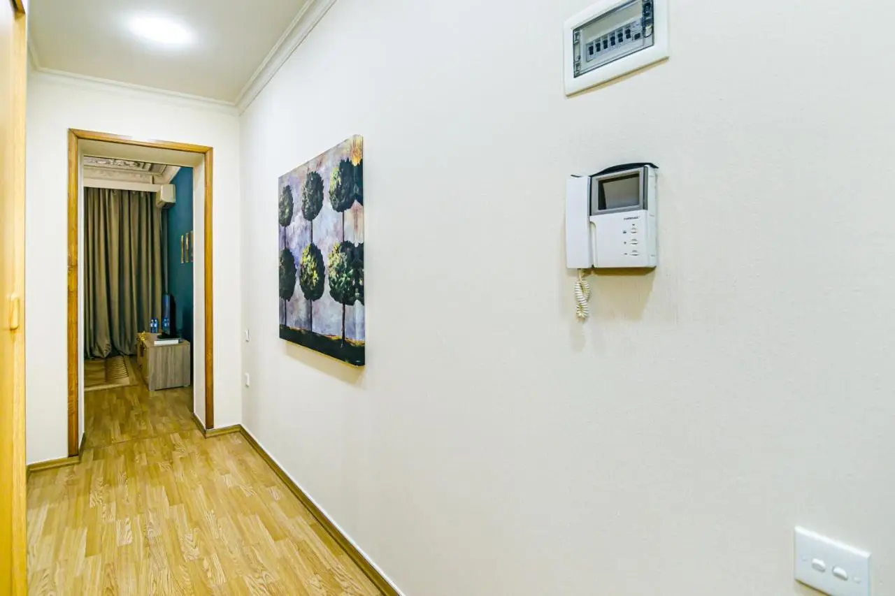 Tranquil Green Corner One Bedroom