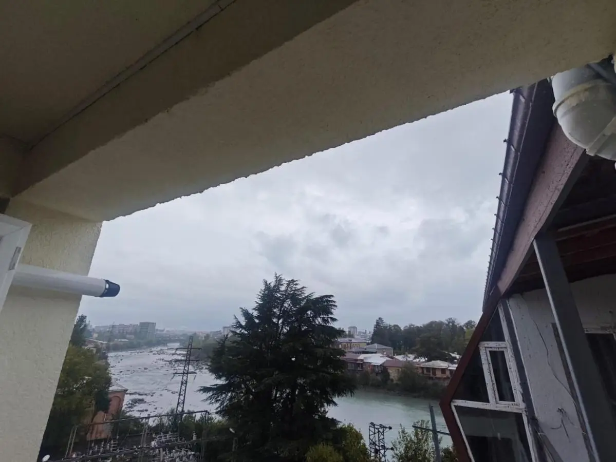 Cozy Flat by Rioni River, 50m from City Center