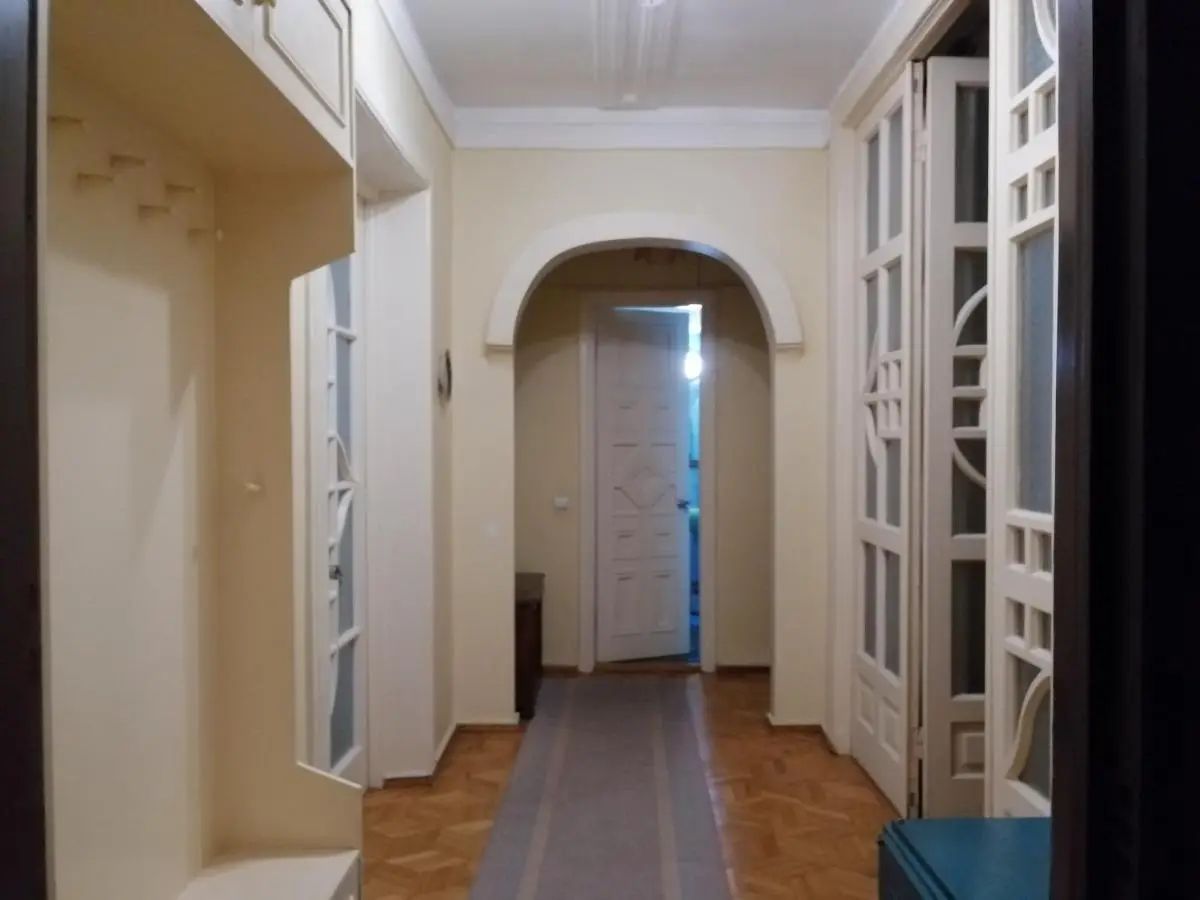 Apartment on Rustaveli 41