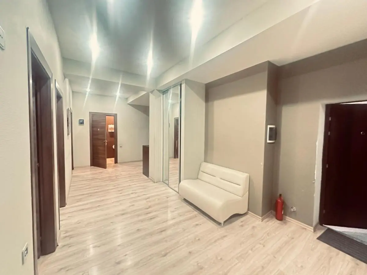 Konsul Apartment Nizami Street