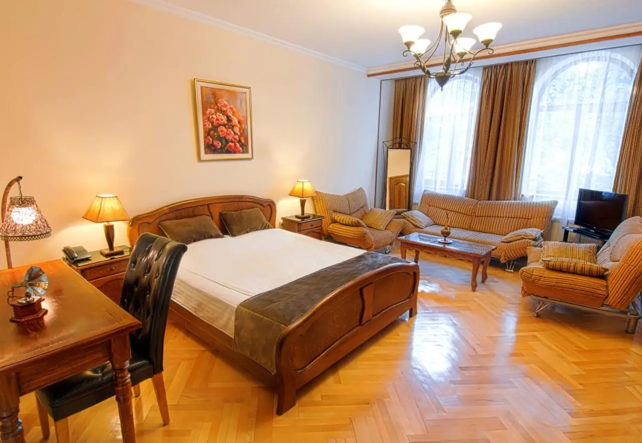 Hotel British House