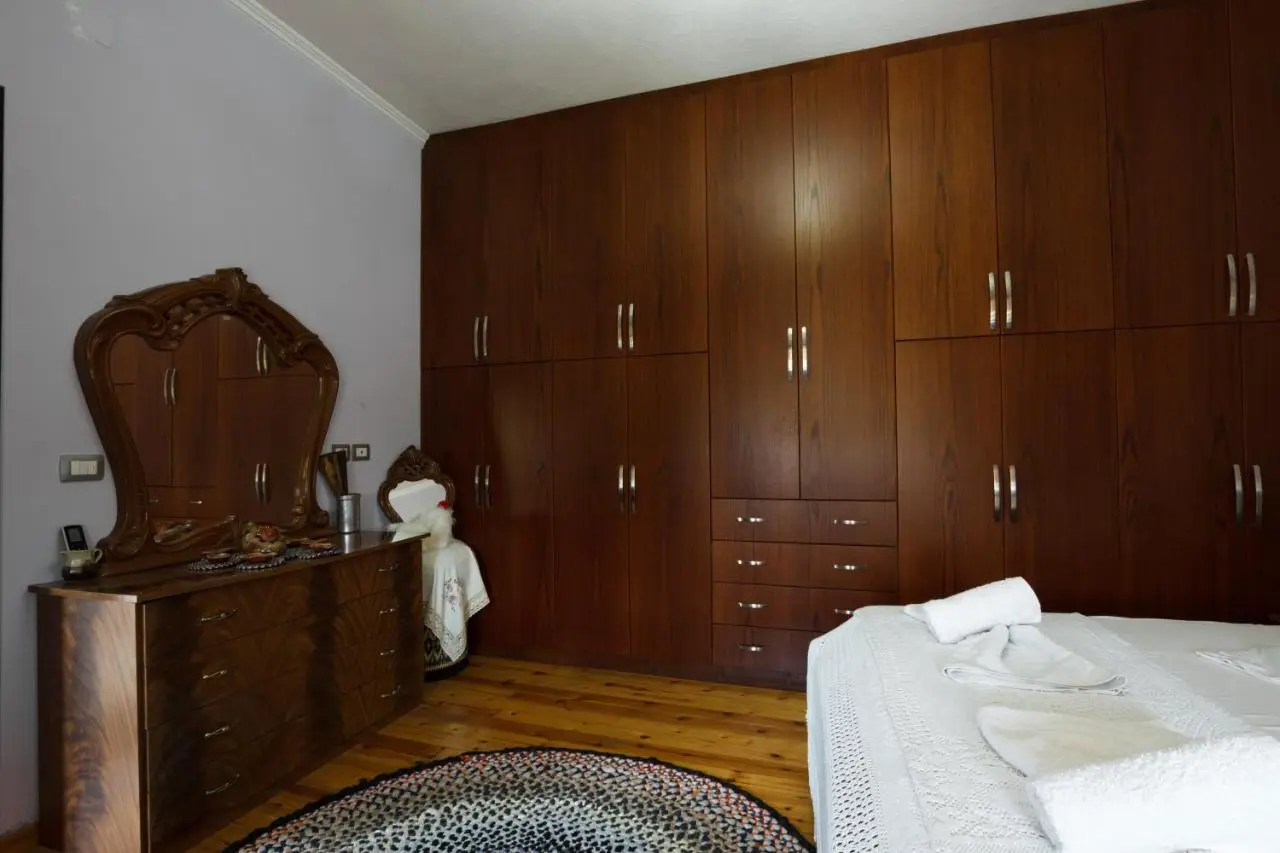Leka GuestHouse