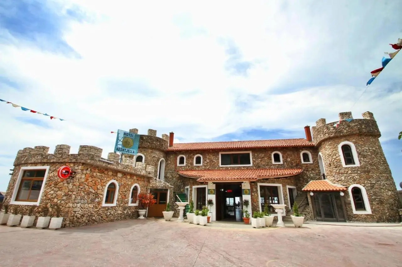 Hotel Keshtjella Llogara