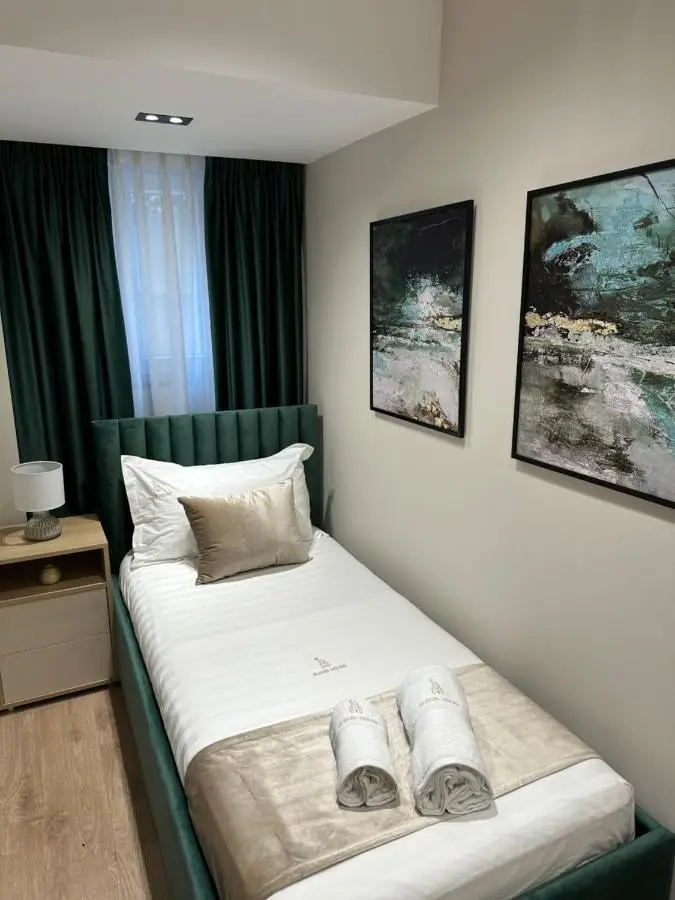 Glenis Luxury Apartment