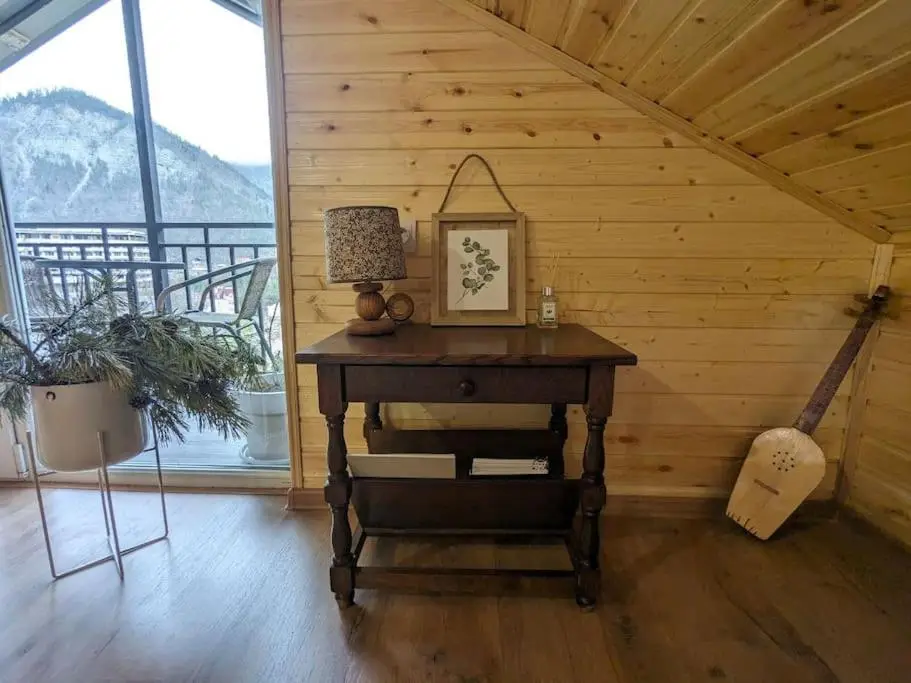 Unforgettable attic with balcony in Borjomi